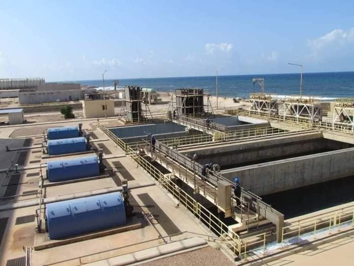 شركة الكهرباء تنهي أعمال تجديد مدخل مياه البحر بمحطة شمال بنغازي