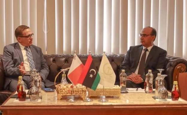 بلدية بنغازي تناقش إجراءات فتح القُنصلية المالطية وعودة الشركات للعمل