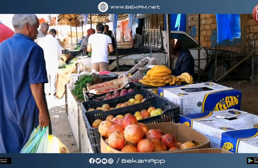 الأسعار مابين التاجر والمستهلك.. تطبيق بكم الاخباري يتابع أوضاع سوق الخضراوات بمدينة سبها