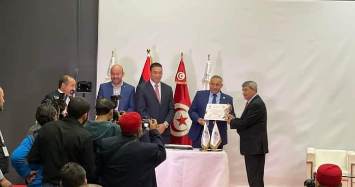 ليبيا وتونس توقعان 550 إتفاقية صناعية مشتركة