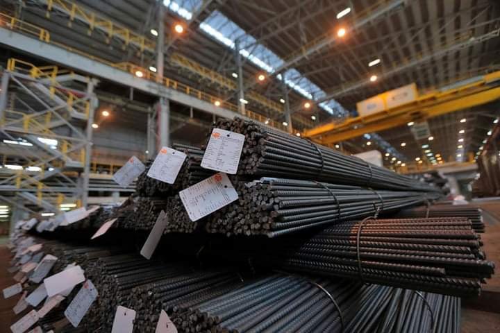 مصنع الحديد والصلب يحقق رقم قياسي في إنتاج القضبان والأسياخ