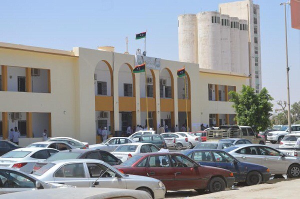 وزارة المواصلات تتابع اتمام اجراءات التعاقد لمشاريع بلدية طبرق
