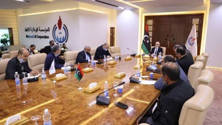 الوطنية للنفط والليبية للموانئ تناقشان تفعيل وتطوير ميناء زوارة البحري