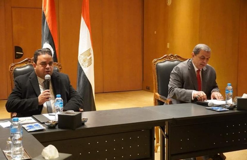 استكمال عملية الربط الالكتروني للتنظيم العمالة الوافدة بين ليبيا و مصر