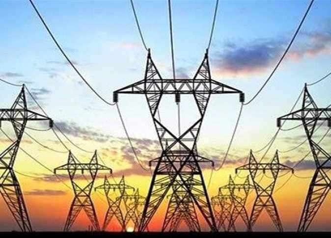 وزير الكهرباء المصري يؤكد بأن بلاده تخطط لزيادة ربط شبكة الكهرباء مع ليبيا إلى 2000 ميجاوات .