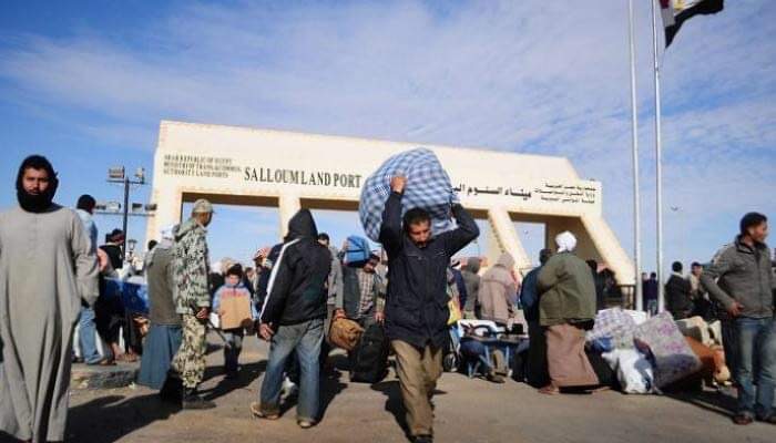 وزارة العمل تنفي علاقتها بأي إجراءات تنظيمية لجلب العمالة عبر السفارة الليبية بالقاهرة