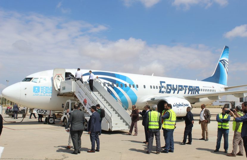 طائرة الخطوط المصرية تحط الأمس بمطار بنينا الدولي بعد توقف دام لأكثر من سبع سنوات.