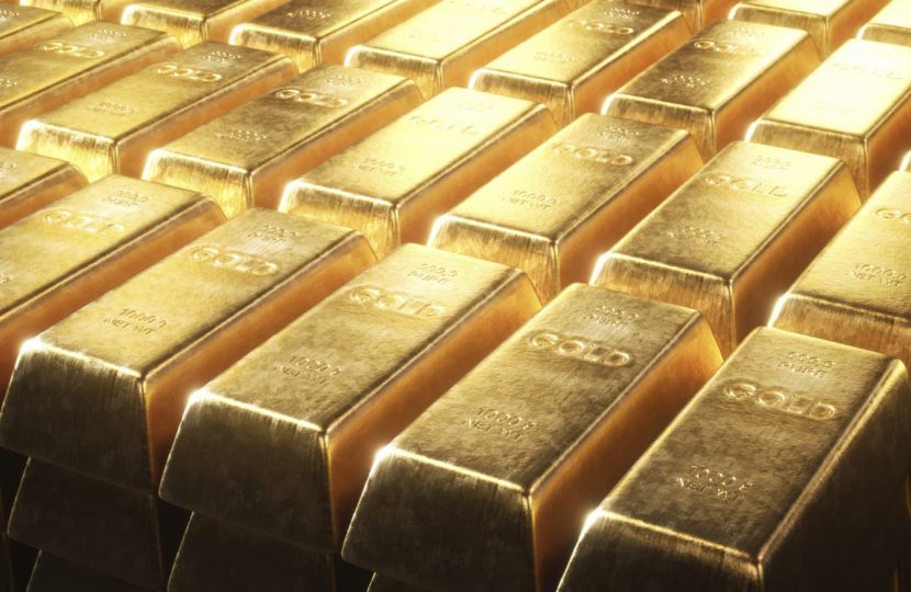 انخفاض أسعار الذهب بنسبة 0.8% إلى 1921 دولاراً للأوقية