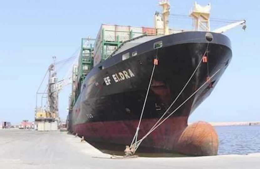 وصول 1132 حاوية لبضائع وسلع مختلفة لميناء بنغازي البحري