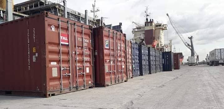 وصول 153حاوية بضائع و1535 سيارة وشاحنة لميناء بنغازي البحري