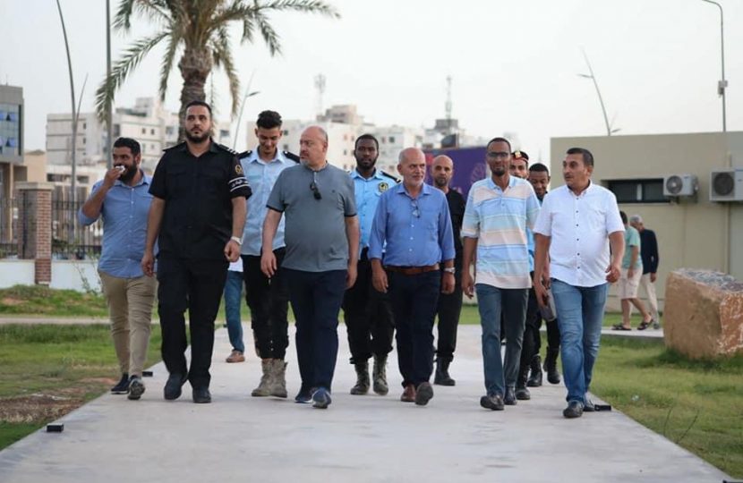 بلدية طرابلس المركز تستلم مصيف الليدو وتؤكد بأنه مجاني ومفتوح لعامة الناس