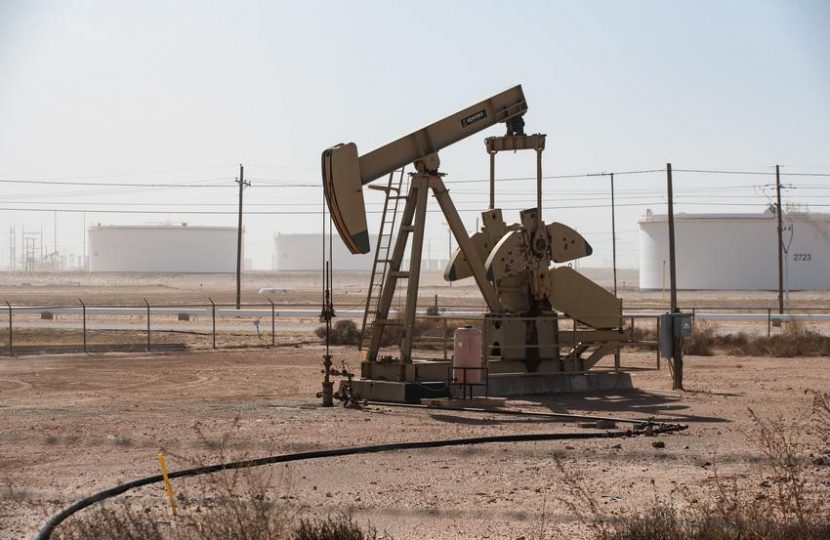 تراجع العقود الآجلة لخام برنت النفطي إلى 86.15 دولار للبرميل