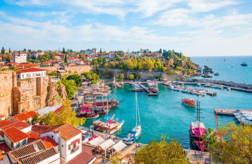 زيادة عدد السياح في تركيا بنسبة 58 بالمئة الشهر الماضي