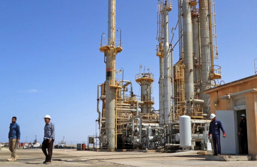 انخفاض إنتاج النفط الخام الليبي إلى مليون و 205 ألف برميل خلال الـ 24 ساعة الماضية
