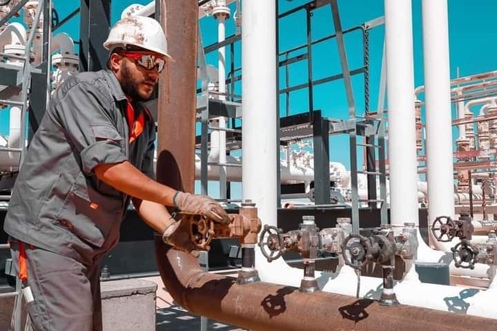 استقرار إنتاج النفط الخام الليبي اليوم الجمعة إلى 205 مليون و ألف برميل