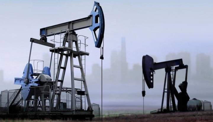 ارتفاع العقود الآجلة لخام برنت النفطي إلى 82.64 دولار