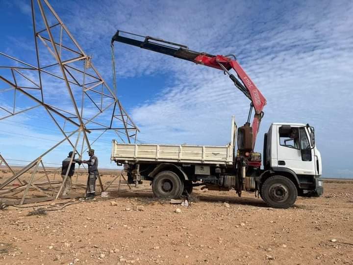 إنشاء 8 أبراج جديدة لخط العزيات المخيلي بمدينة درنة