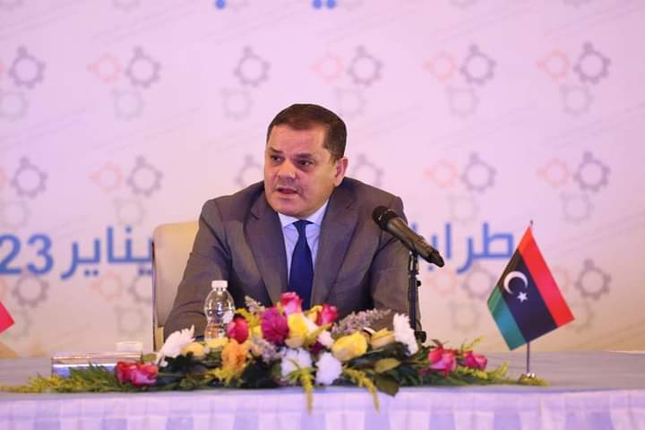 رئيس الحكومة يؤكد عدم السماح لليبيا بأن تعيش على المعونات بسبب الركود الاقتصادي