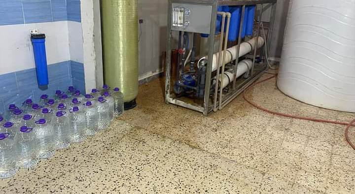 إقفال 37 معمل لتكرير مياه وتعبئة مياه الشرب في ليبيا لعدم مطابقتها للشروط الصحية