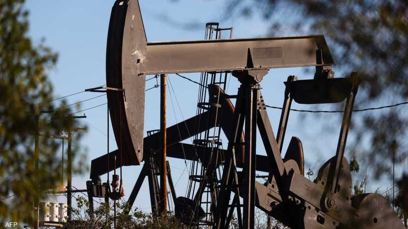 تراجع أسعار النفط في تعاملات الاثنين