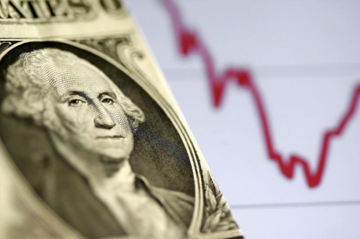 هل يستمر الدولار في الصعود قبل نهاية العام؟