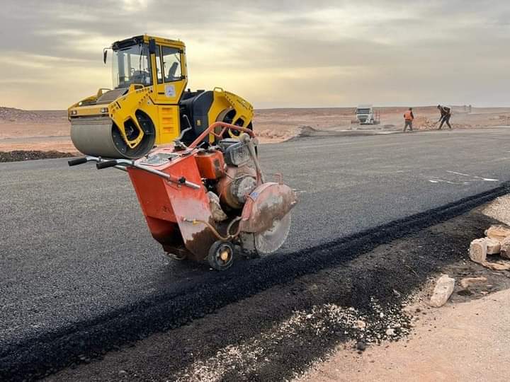 جهاز تنمية الجنوب يبحث مع شركة ” سينوما ” الصينية تنفيذ عقود المشاريع المتوقفة