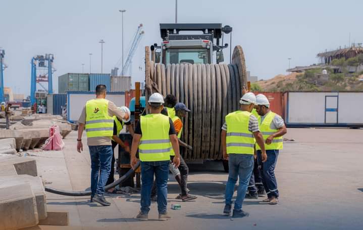 الانتهاء من تنفيذ أعمال صيانة شبكة الكهرباء بالمنطقة الحرة مصراتة